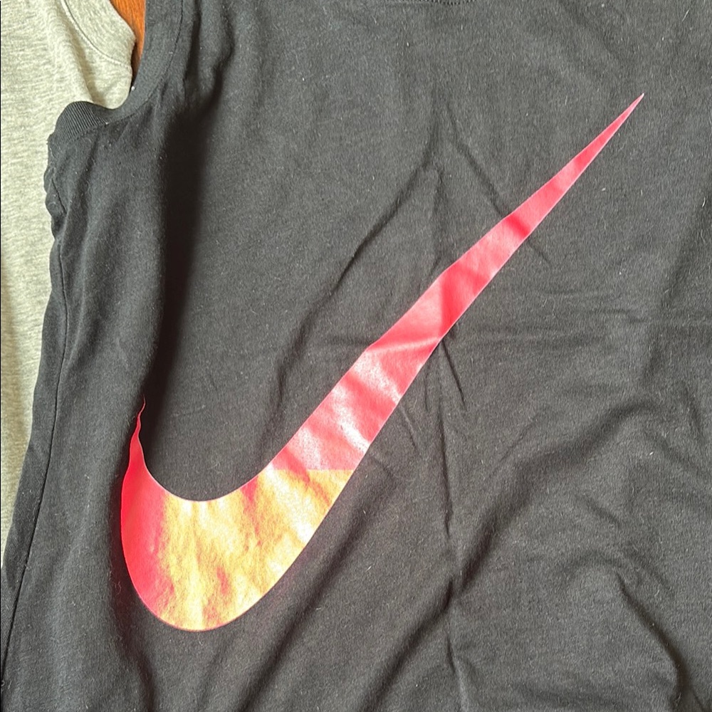 Nike Women’s Tank Tops - Gray/white and Black/pink - Picture 3 of 11